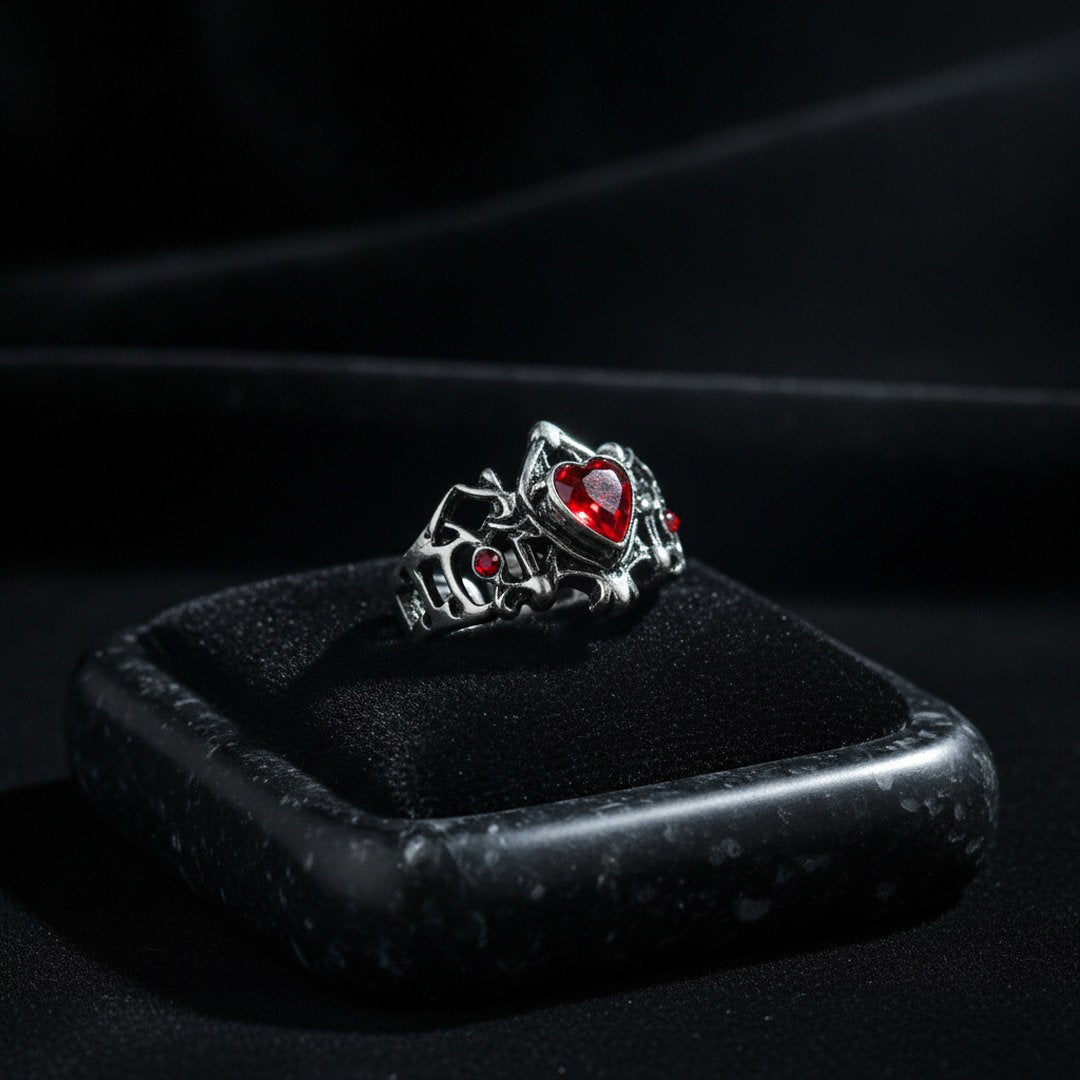Gothic Red Heart Open Ring – Dark Romantic Adjustable Ring for Vampire Outfits